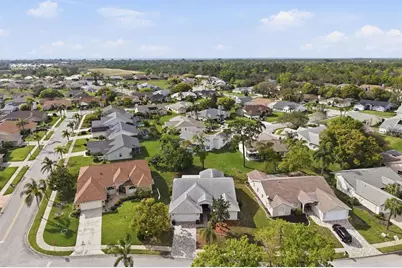 14305 Tennyson Dr, Hudson, FL 34667 - Photo 59