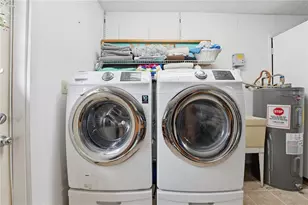 4105 Honolulu Dr, Sarasota, FL 34241 - Photo 35