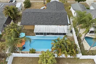 4105 Honolulu Dr, Sarasota, FL 34241 - Photo 47