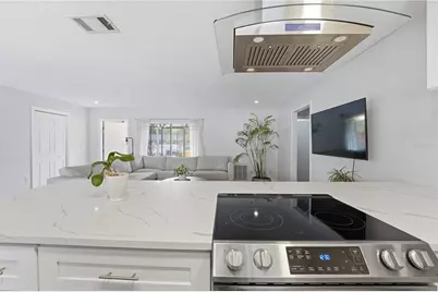 4105 Honolulu Drive, Sarasota, FL 34241 - Photo 9