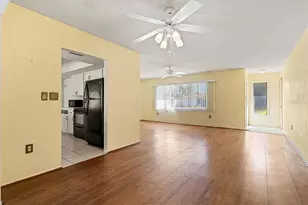 2501 Cass St, Sarasota, FL 34231 - Photo 9