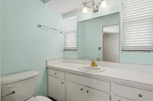 2501 Cass St, Sarasota, FL 34231 - Photo 19