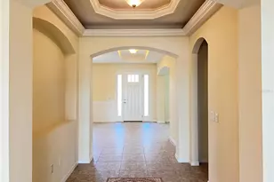 5753 Hydrangea Cir, Sarasota, FL 34238 - Photo 3