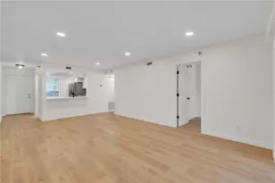 6304 Pointe West Blvd, Bradenton, FL 34209 - Photo 7