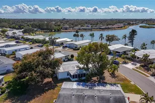 8430 Imperial Lake Circle, Palmetto, FL 34221 - Photo 21