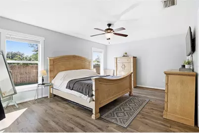 2116 30th Avenue E, Bradenton, FL 34208 - Photo 15