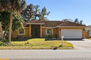 2116 30th Ave E, Bradenton, FL 34208 - Photo 1