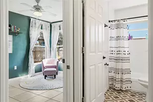 2116 30th Ave E, Bradenton, FL 34208 - Photo 21