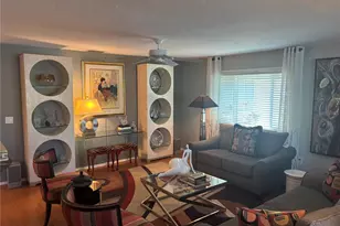 3917 Glen Oaks Dr E, Sarasota, FL 34232 - Photo 5