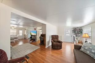 49 Leisure Way, Palmetto, FL 34221 - Photo 5