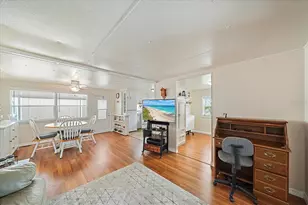 49 Leisure Way, Palmetto, FL 34221 - Photo 9