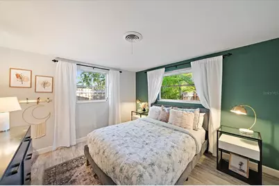 2438 Wisteria Street, Sarasota, FL 34239 - Photo 23