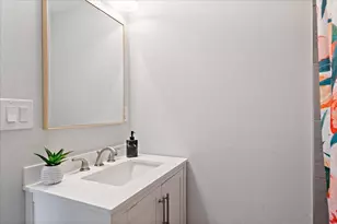 2438 Wisteria St, Sarasota, FL 34239 - Photo 27