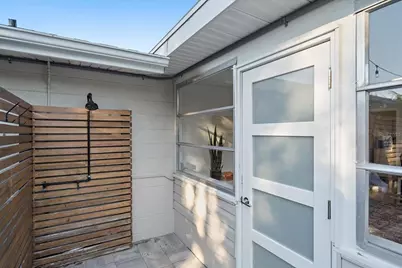 2438 Wisteria Street, Sarasota, FL 34239 - Photo 41