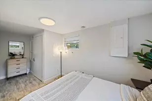 2438 Wisteria St, Sarasota, FL 34239 - Photo 29