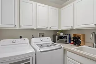 6340 Water Crest Way, Lakewood Ranch, FL 34202 - Photo 43