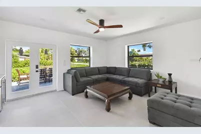 301 Aurora Street E, Venice, FL 34285 - Photo 27