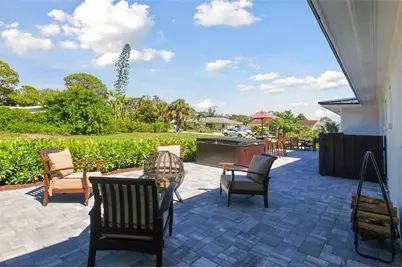301 Aurora Street E, Venice, FL 34285 - Photo 49