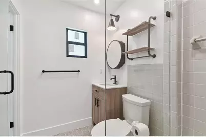 301 Aurora Street E, Venice, FL 34285 - Photo 37