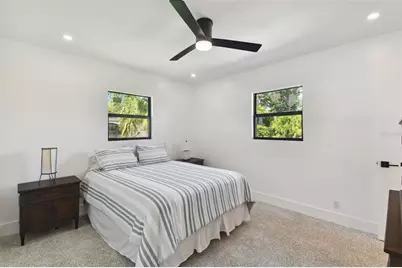 301 Aurora Street E, Venice, FL 34285 - Photo 33