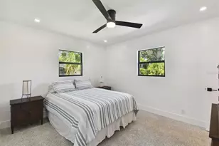 301 Aurora St E, Venice, FL 34285 - Photo 33