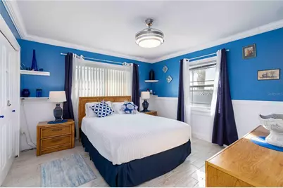 111 9th Street N, Bradenton Beach, FL 34217 - Photo 13