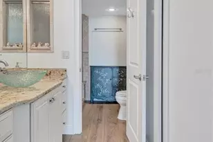 1212 Benjamin Franklin Dr, Sarasota, FL 34236 - Photo 41