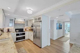 1212 Benjamin Franklin Dr, Sarasota, FL 34236 - Photo 13