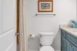 1212 Benjamin Franklin Dr, Sarasota, FL 34236 - Photo 31