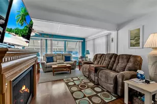 5619 Bayshore Rd, Palmetto, FL 34221 - Photo 9