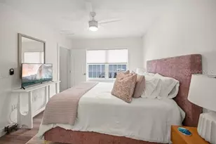 527 56th St, Holmes Beach, FL 34217 - Photo 35