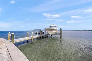 527 56th St, Holmes Beach, FL 34217 - Photo 47