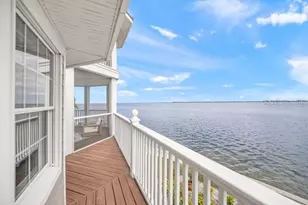 527 56th St, Holmes Beach, FL 34217 - Photo 33