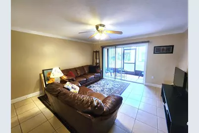 2720 Hidden Lake Boulevard #B, Sarasota, FL 34237 - Photo 3