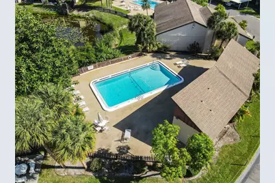 2720 Hidden Lake Boulevard #B, Sarasota, FL 34237 - Photo 17