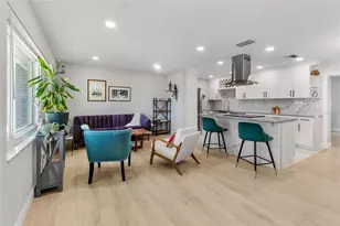 11245 69th Ave, Seminole, FL 33772 - Photo 9