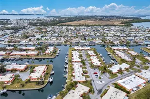 9519 Azure Cove, Bradenton, FL 34210 - Photo 47