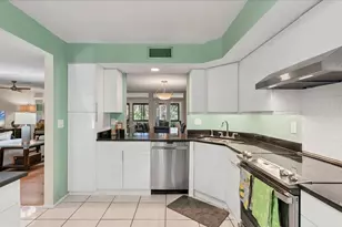 4957 Cross Creek Rd, Sarasota, FL 34231 - Photo 11