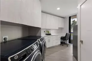 2120 Harbourside Dr, Longboat Key, FL 34228 - Photo 41