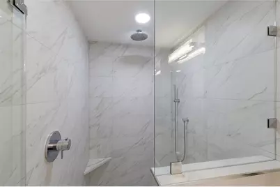 2120 Harbourside Drive #628, Longboat Key, FL 34228 - Photo 35