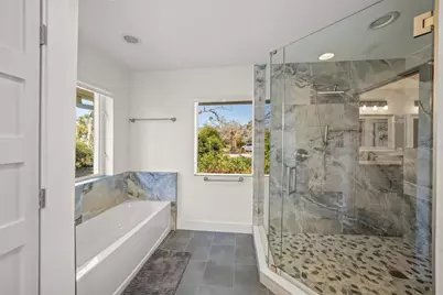 8560 Heron Lagoon Circle, Sarasota, FL 34242 - Photo 21