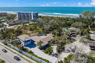 8560 Heron Lagoon Cir, Sarasota, FL 34242 - Photo 49