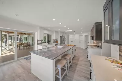 8560 Heron Lagoon Circle, Sarasota, FL 34242 - Photo 11