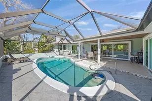 8560 Heron Lagoon Cir, Sarasota, FL 34242 - Photo 35