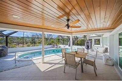 8560 Heron Lagoon Circle, Sarasota, FL 34242 - Photo 33