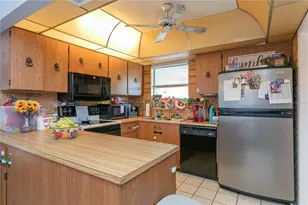 2710 38th St W, Bradenton, FL 34205 - Photo 19