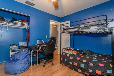 2710 38th Street W, Bradenton, FL 34205 - Photo 15