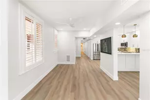 1221 N Palm Ave, Sarasota, FL 34236 - Photo 17