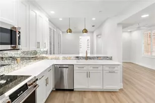 1221 N Palm Ave, Sarasota, FL 34236 - Photo 13