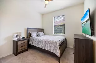 19393 Cruise Dr, Venice, FL 34292 - Photo 23